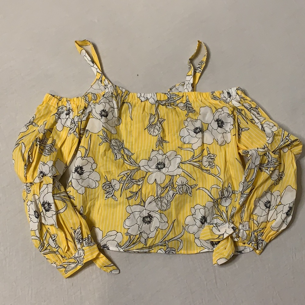 Yellow top - Picture 4 of 4